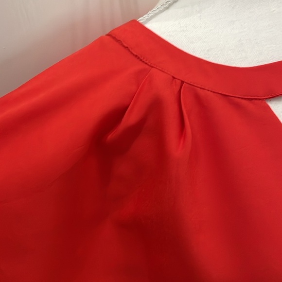 S. Line Red Cut Out Top With Open Shoulders. Large - Picture 2 of 8